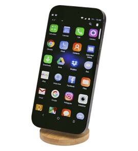 Hovedminiatyrbilde av Solid svart Alcor Resirkulert Plast Sammenleggbar Magnetisk Telefonholder